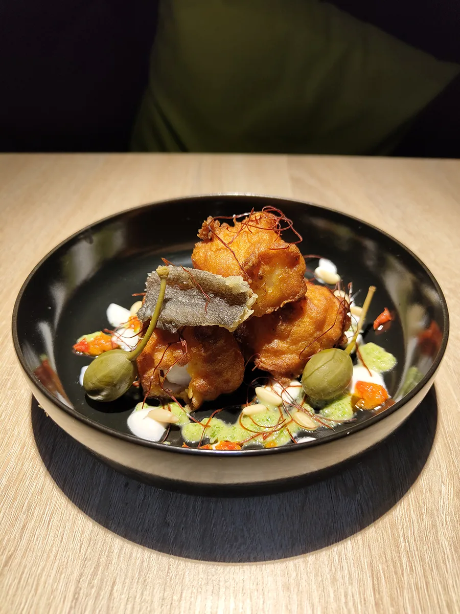 Baccalà in pastella di San Marzano, Scarola, Pappacella e Crema di Bufala - Luca Anselmo