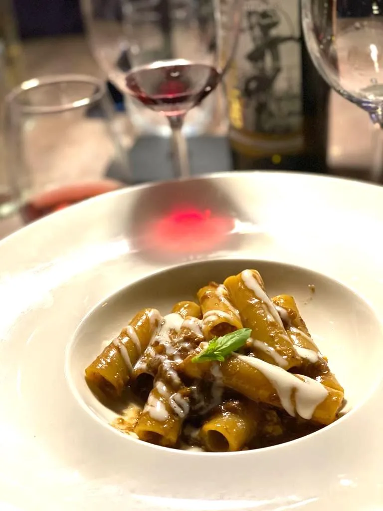 Ricetta genovese di Napoli, la genovese a Napoli, pasta e cipolle