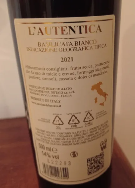 Controetichetta L'Autentica Basilicata Bianco Igt 2021 Cantine del Notaio