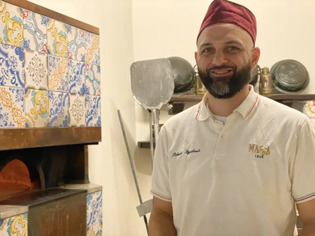 Roberto-Squillante-pizzaiolo-di-Antica-Hosteria-Massa-1848