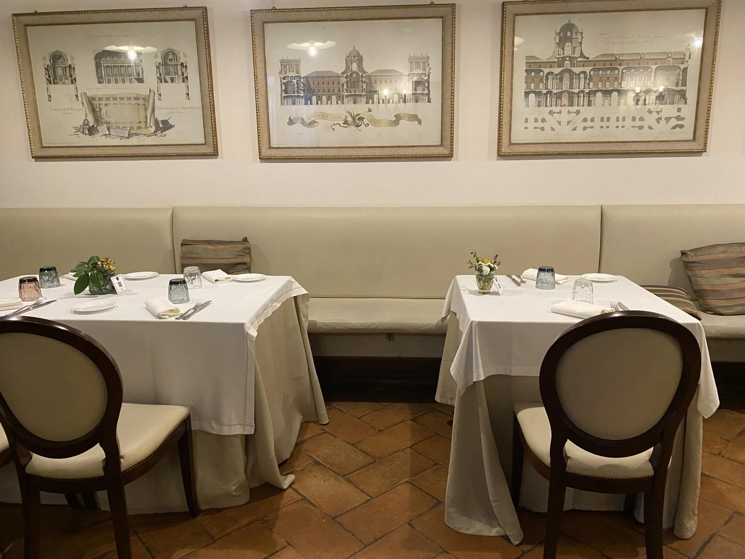 Sala-Antica-Hosteria-Massa-1848