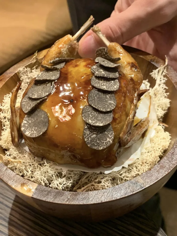 Hémicycle a Parigi, la quaglia