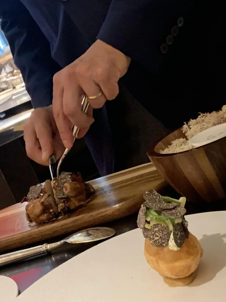 Hémicycle a Parigi, il servizio della quaglia