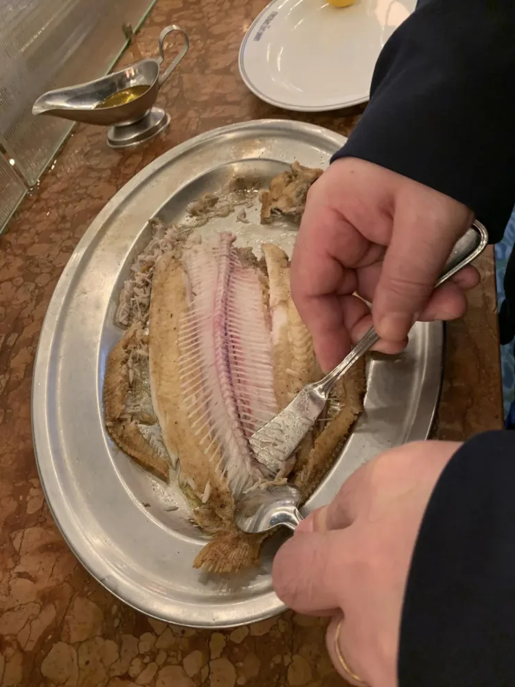 Le Grand Café Capucines, il servizio della sogliola