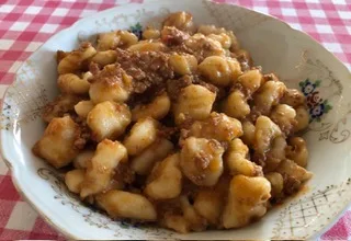 Gnocchi al ragù