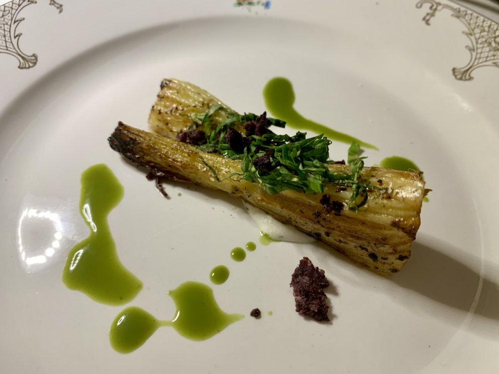 Sustanza - Cardo grigliato con estratto di cipresso e carbone di olive