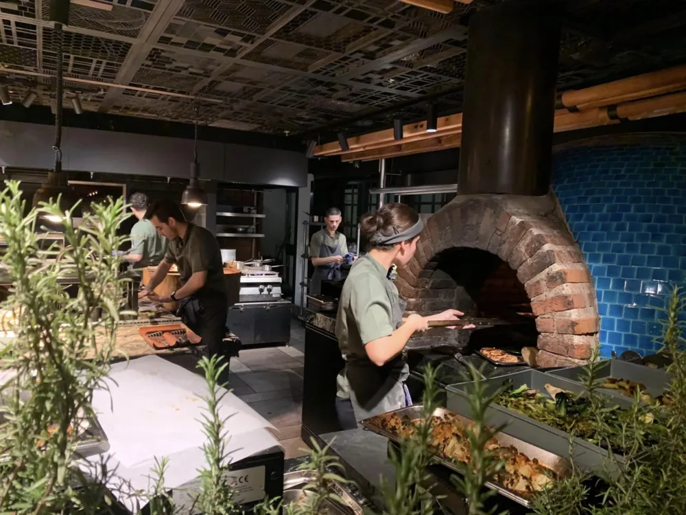 Mürver Restaurant Istanbul, il forno a legna