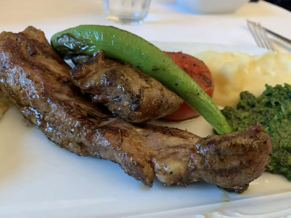 Pandeli Restaurant a Istanbul, l'agnello alla griglia
