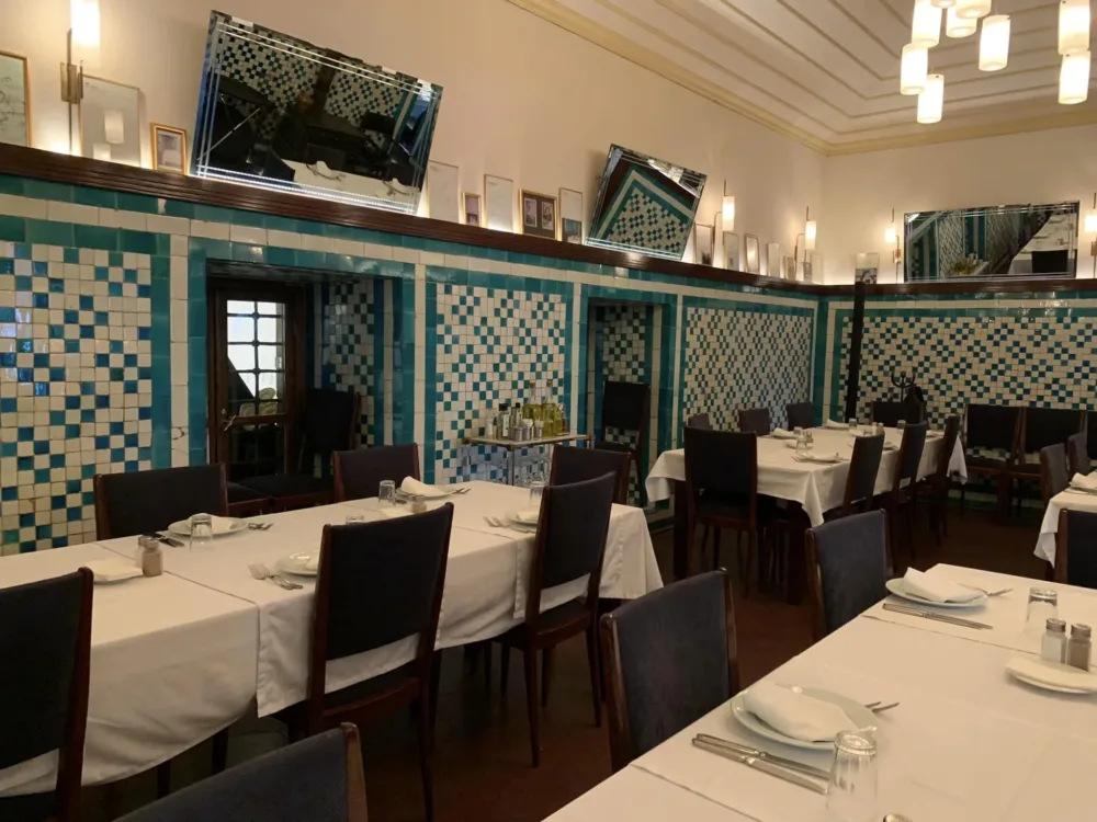 Pandeli Restaurant a Istanbul, una delle sale