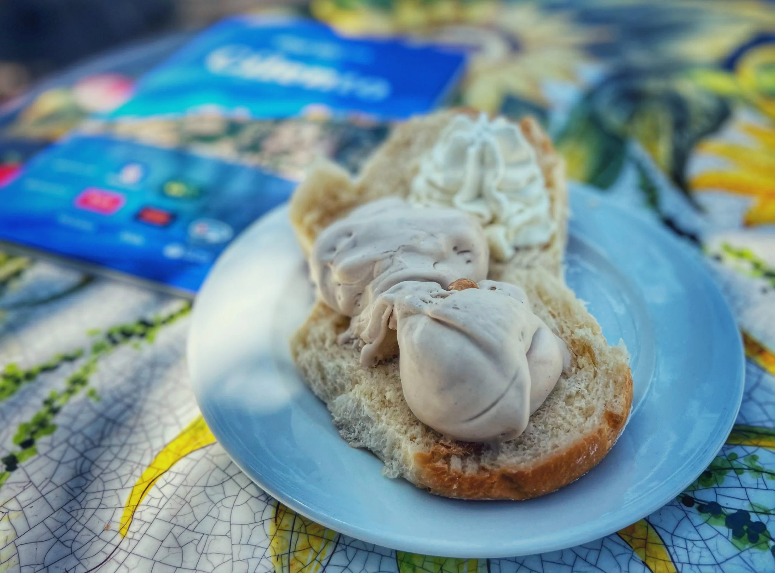 Il gelato di bufala con la panna del Granato di Paestum