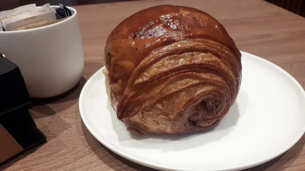 pain au chocolat luminist