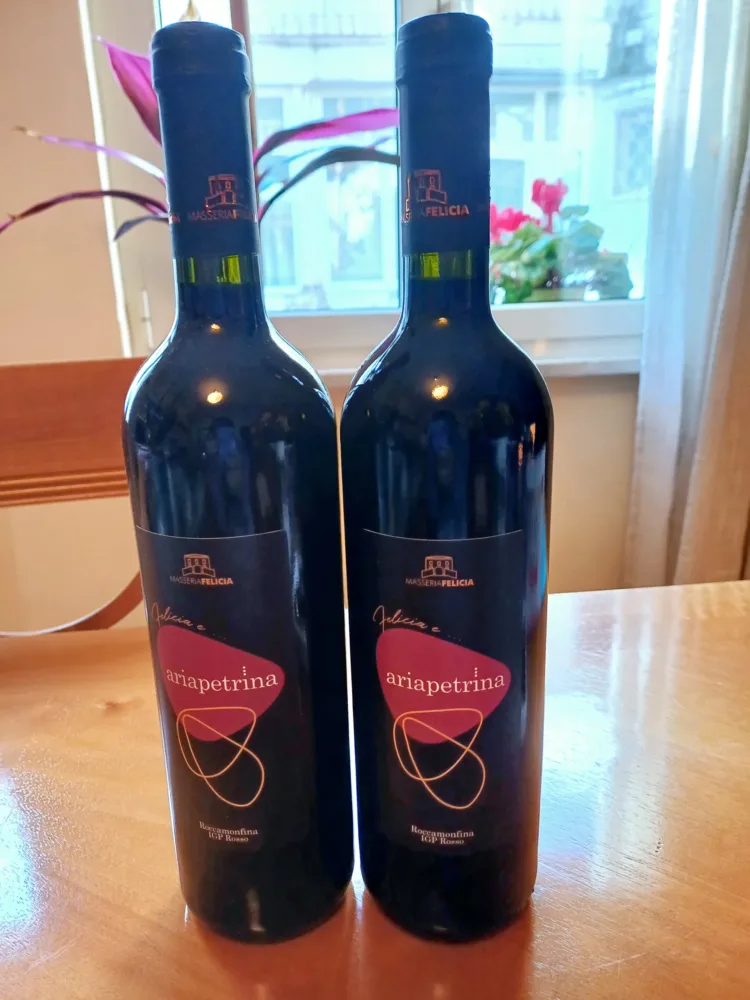 Ariapetrina 2016 in bottiglia