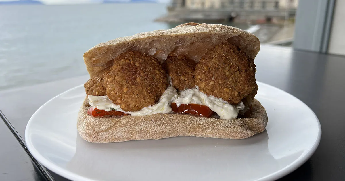 "Ciabattina con Falafel di Melanzane" di Stefano Chieregato