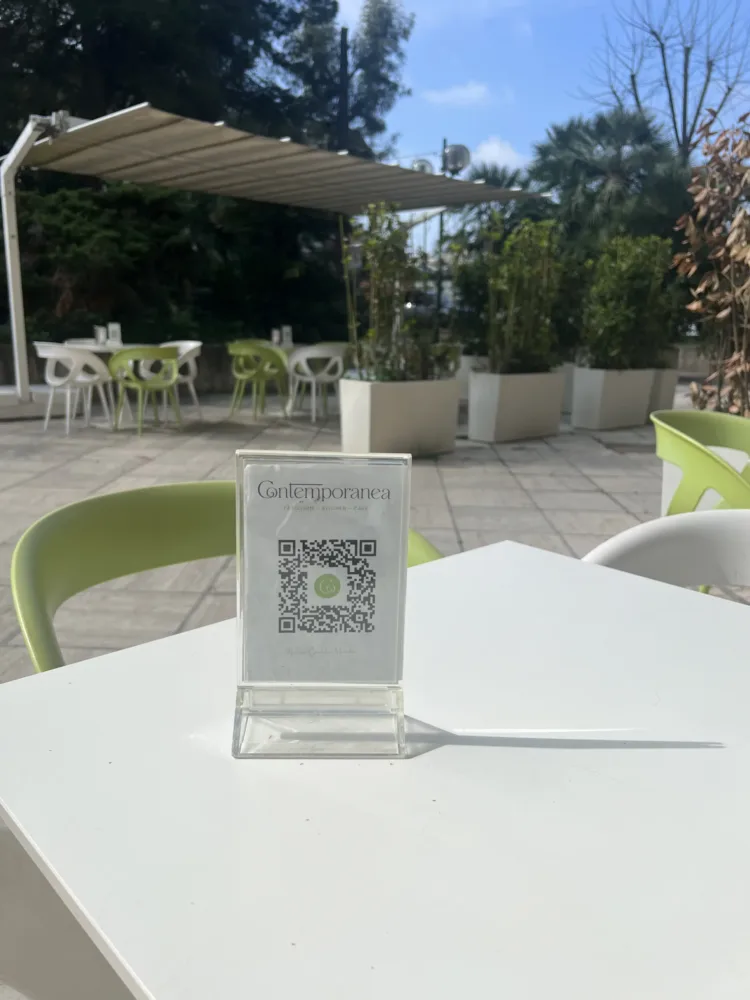 Spazio esterno - Pasticceria Contemporanea