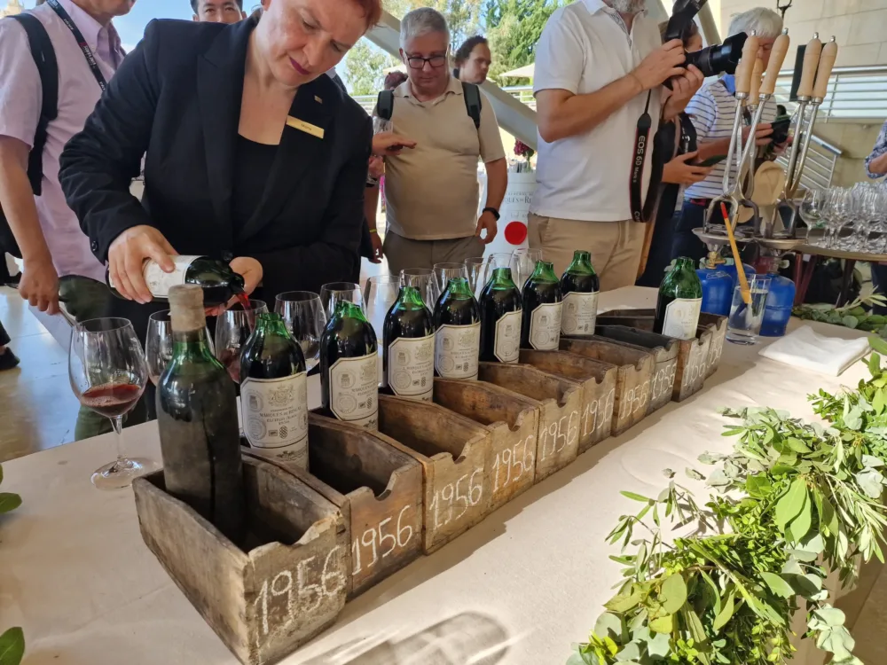 rioja - marques de riscal