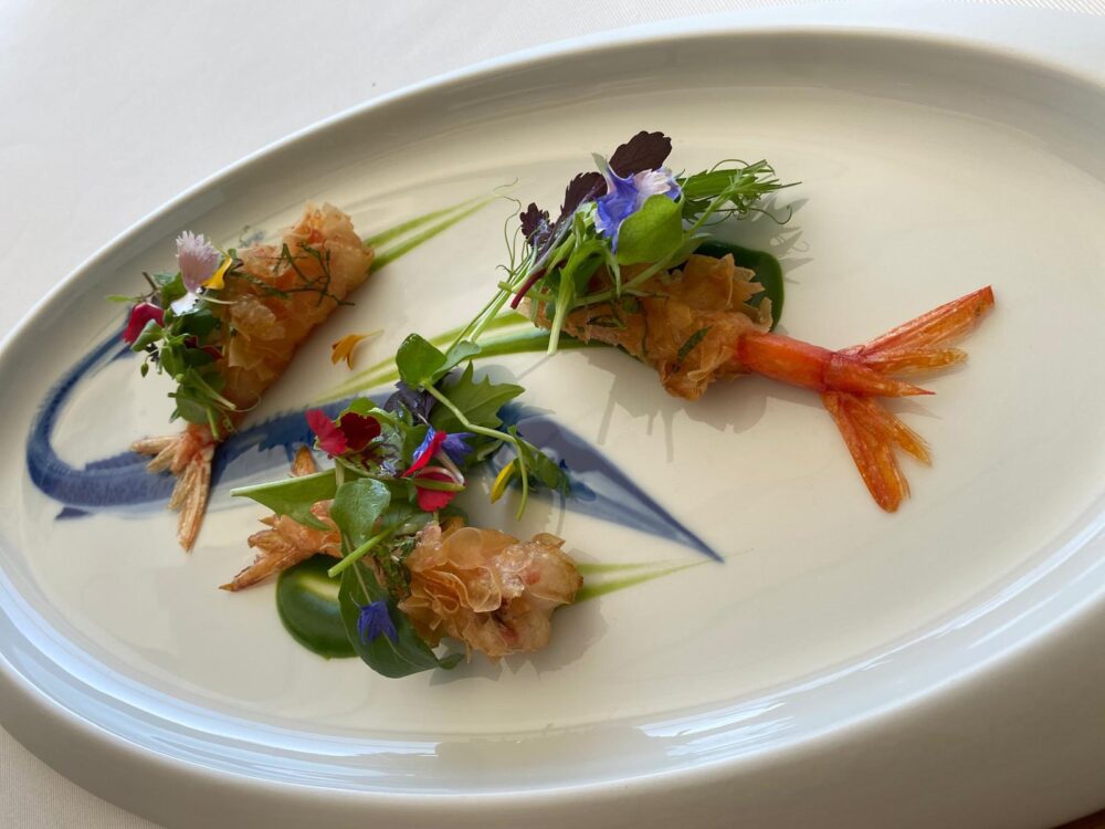 Quattro passi - Gamberi croccanti con salsa maritata acidula, finger Lime