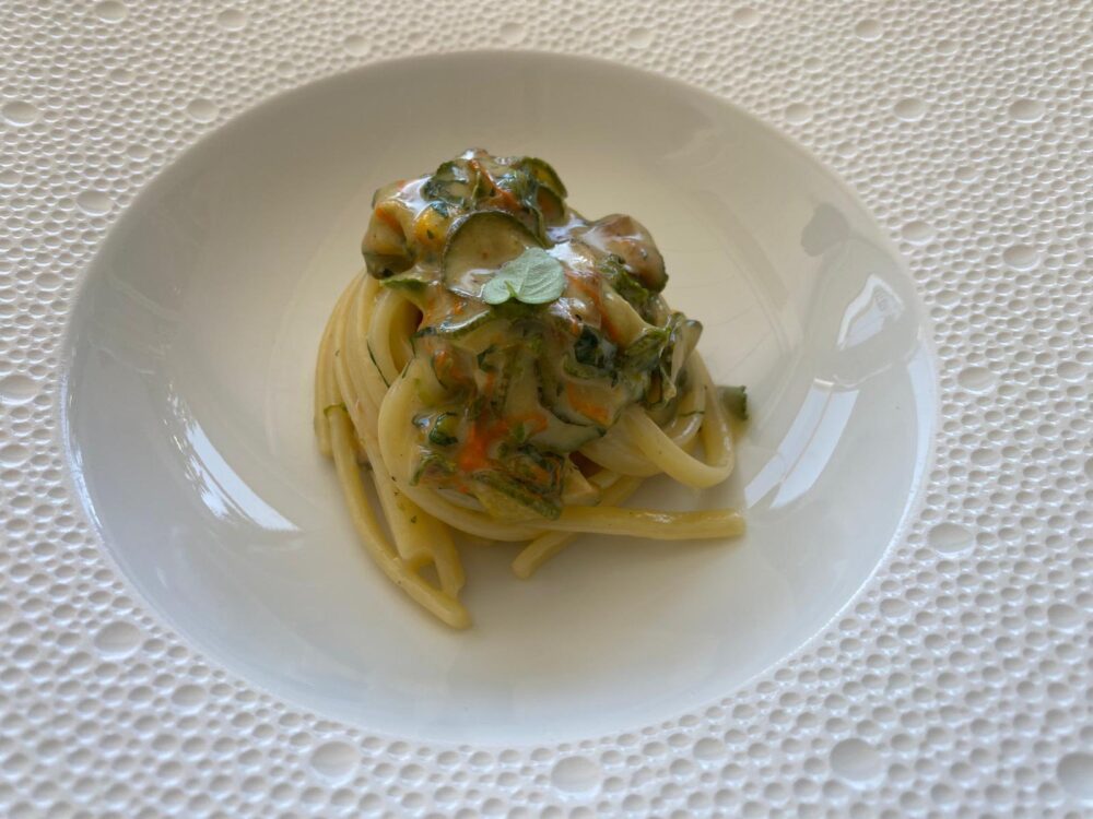 Quattro passi - Linguine alla Nerano Zucchine, Basilico e Pepe Nero