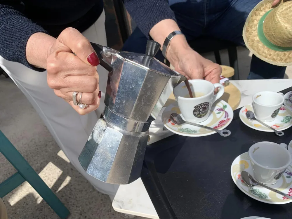 Lo Stuzzichino, infine ... il caffè con la Moka