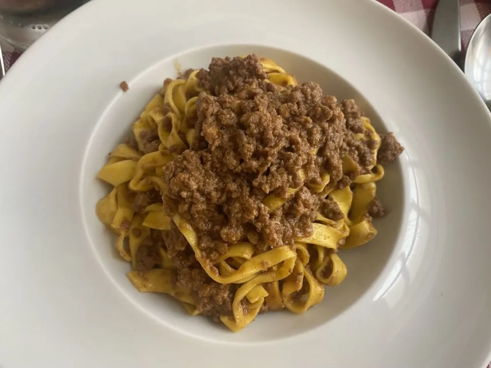 Trattoria di via Serra - Tagliatelle al ragù