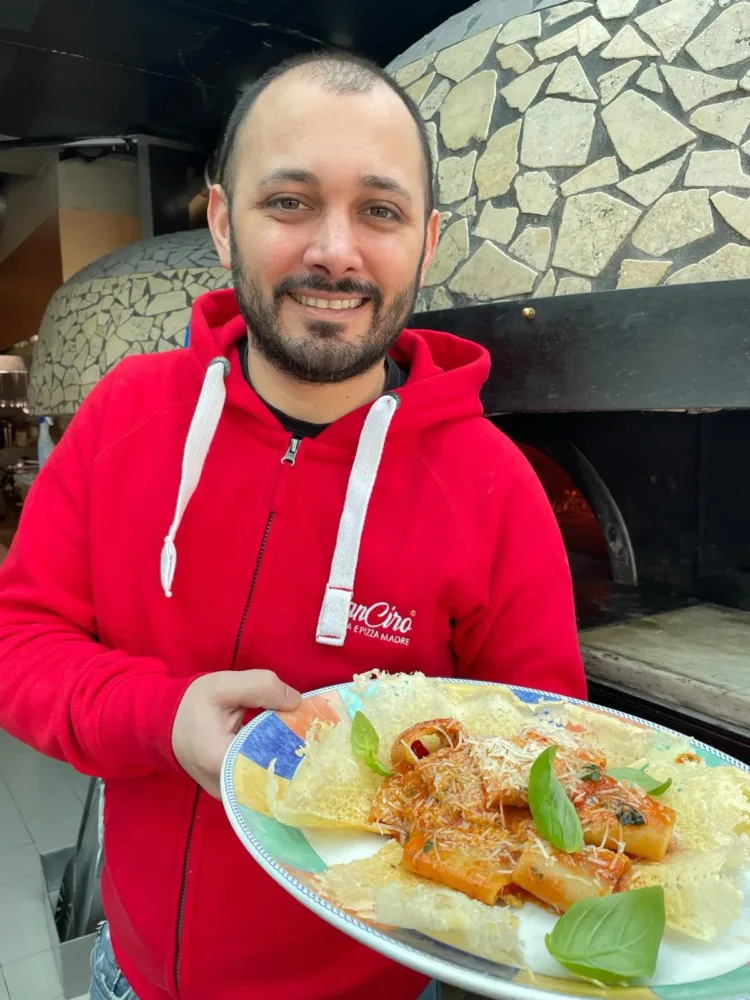 Ciro Di Maio e i suoi paccheri allo scarpariello