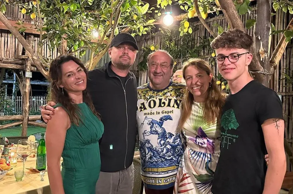 I patron del ristorante da Paolino con Leonardo di Caprio