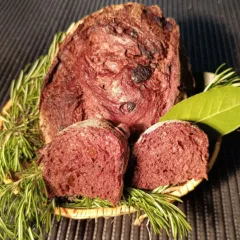 Pane, cacao affumicato e uvetta di Alessio Martella