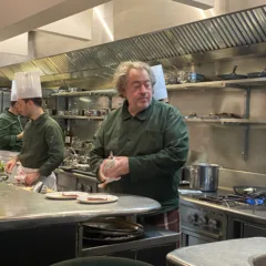 Table -Bruno Verjus in cucina
