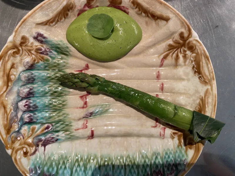 Table - asparago verde pochee alle alghe