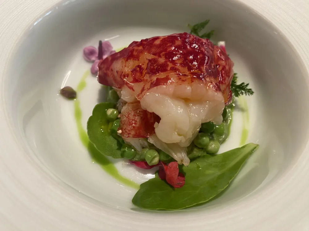 Table - homard mi cru mi cuit