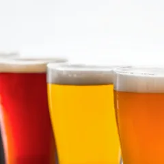 Varie tipologie del colore della birra