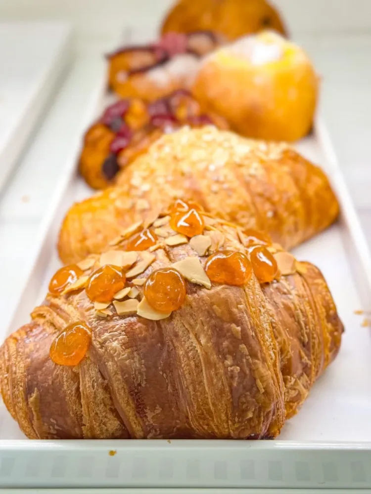 Vetrina Croissant - Nunú Café Patisserie