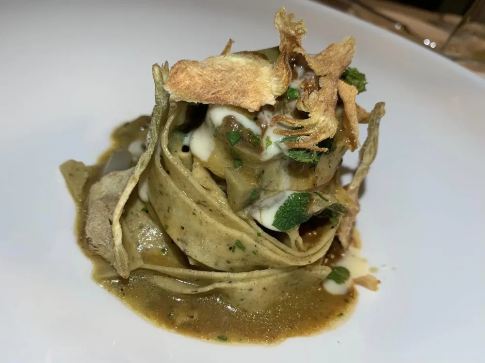 Zest Restaurant, Hotel La favorita, fettucce di grano saraceno con ricci e carciofi