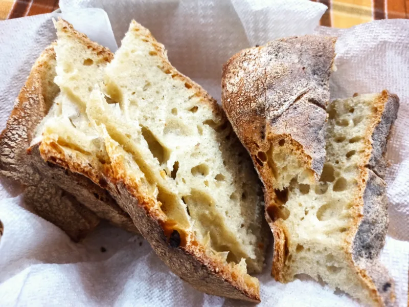 Agriturismo La Pietra di Tocco - Il Pane di produzione propria