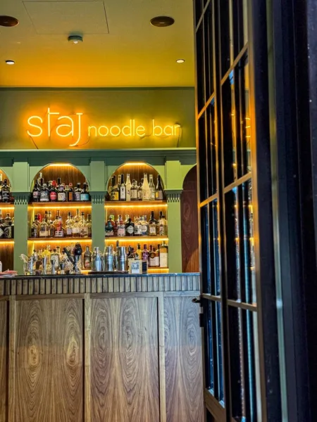 Angolo bar -Staj Noodle Bar