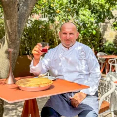 Chef Giovanni Maietta e la sua torta doi crema - Antica Locanda
