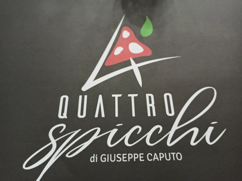 Pizzeria Quattro Spicchi - Il logo
