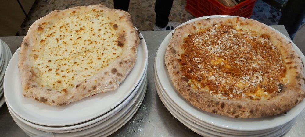  Irina Pizzeria a Savigno - pizze in uscita