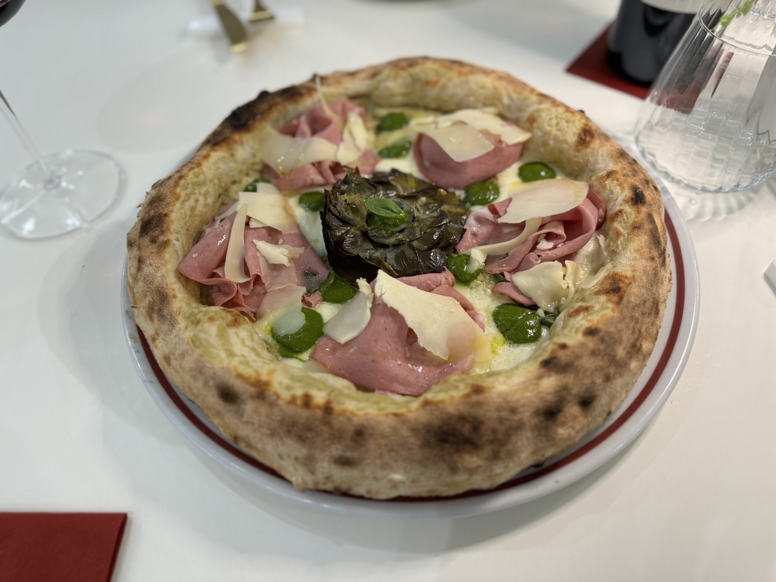 La pizza con i carciofi che racconta Maddaloni de i Lombardi