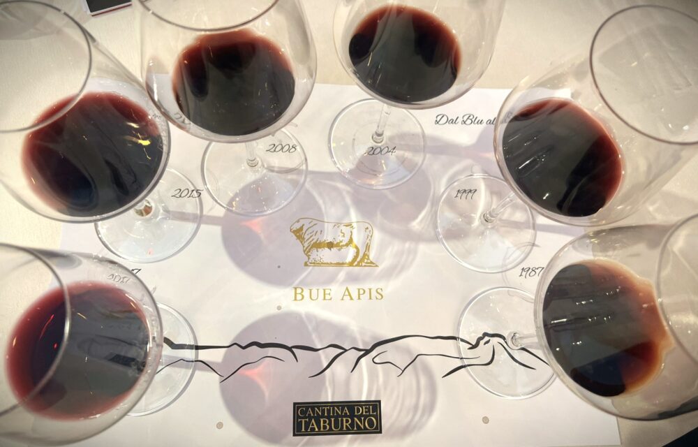 verticale bue apis - i calici