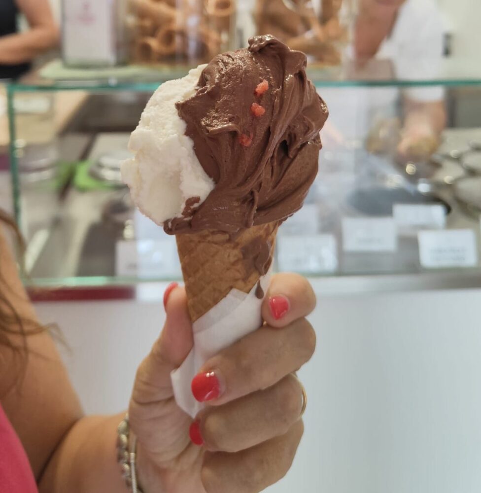 Ricotta di bufala, foglie di fico e miele di spiaggia con Gran Cru Cuba