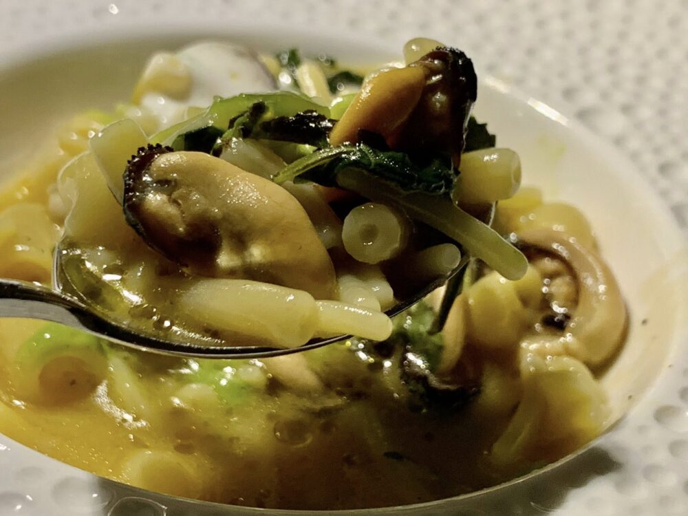  Il Borgo di Mare ad Acciaroli, pasta mista con cozze e peperoncini, dettaglio