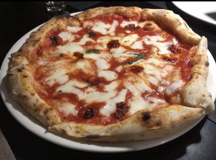 Pizzeria Karati, la Diavola
