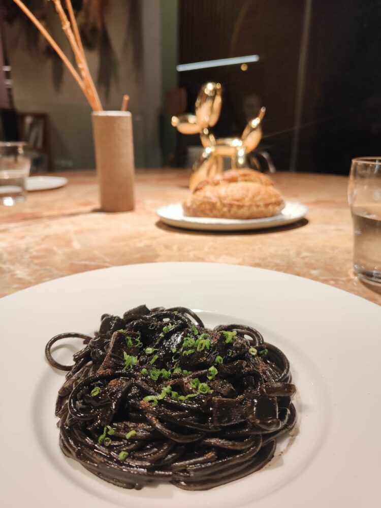 Spaghetto al nero di seppia