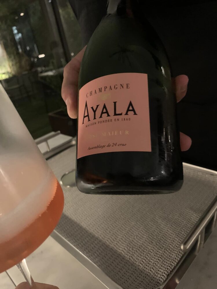 Mood Steakhouse, champagne