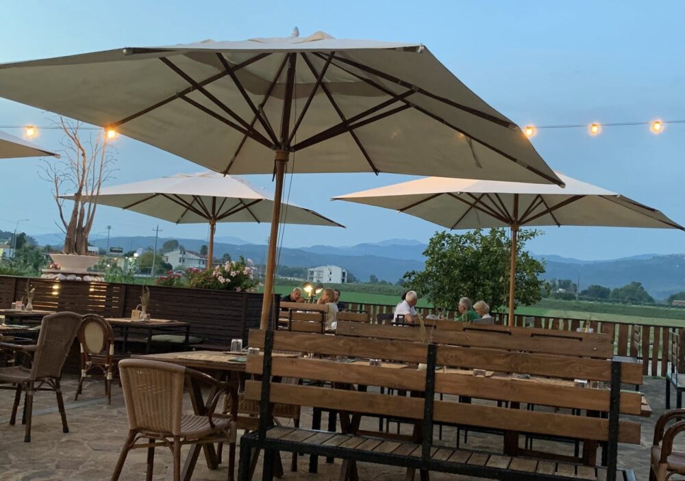 L'Ammaccata, scorcio del dehors