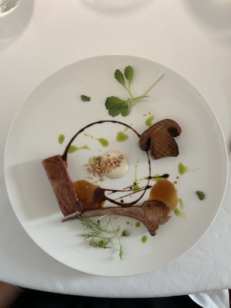 Agnello mandorla e vincotto Pashà