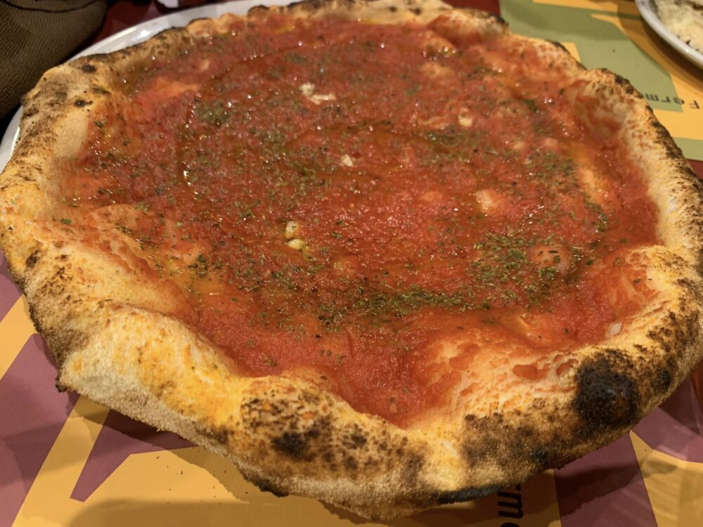 Stratto Pizza a Vallo, la Marinara