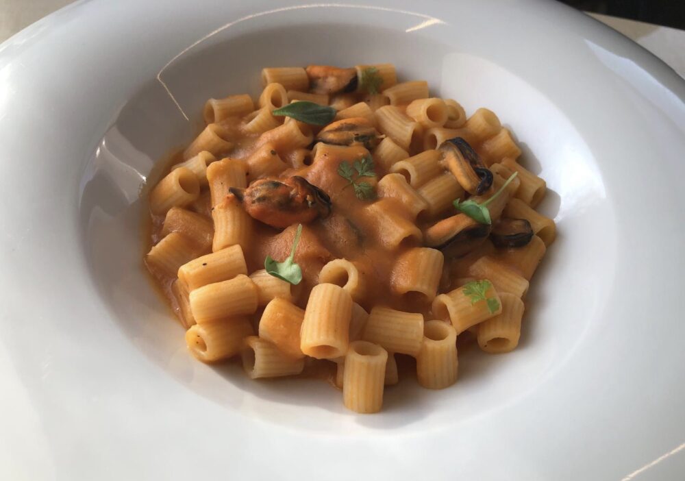 Mamie, tubetti Carla Latini con cozze e fagioli