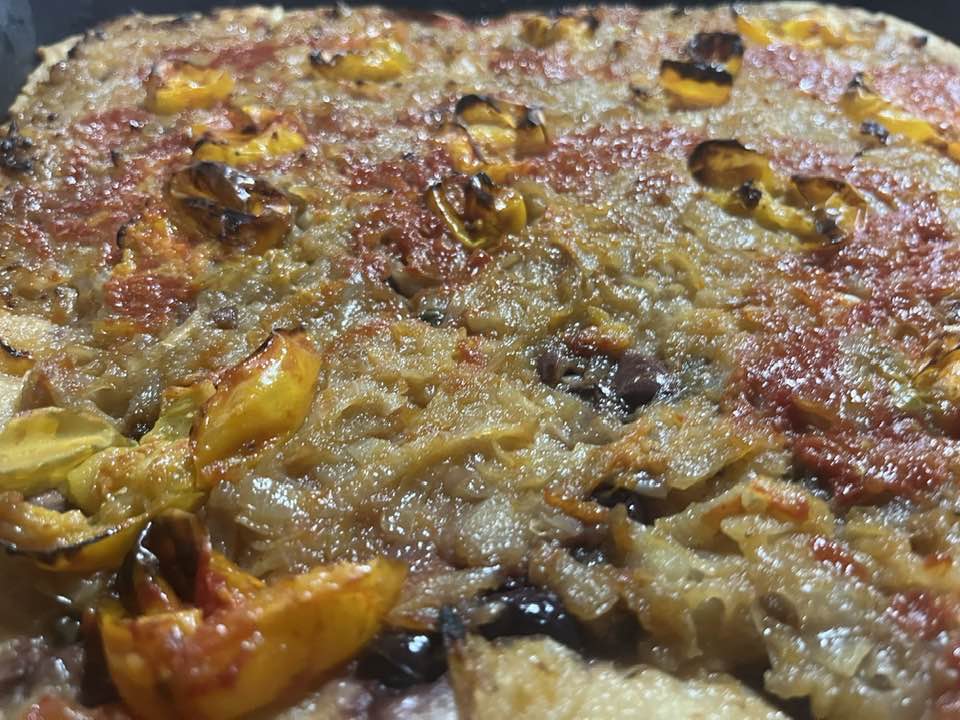 Chilometro Zero - pizza cipolle e pomodorino giallo