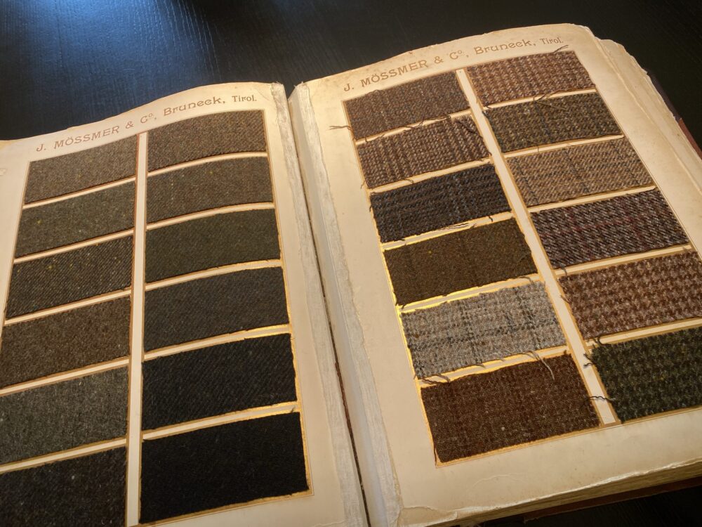 Atelier Moessmer - libro storico delle lane